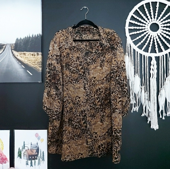 Animal Print Chiffon Blouse 4X - Picture 7 of 8
